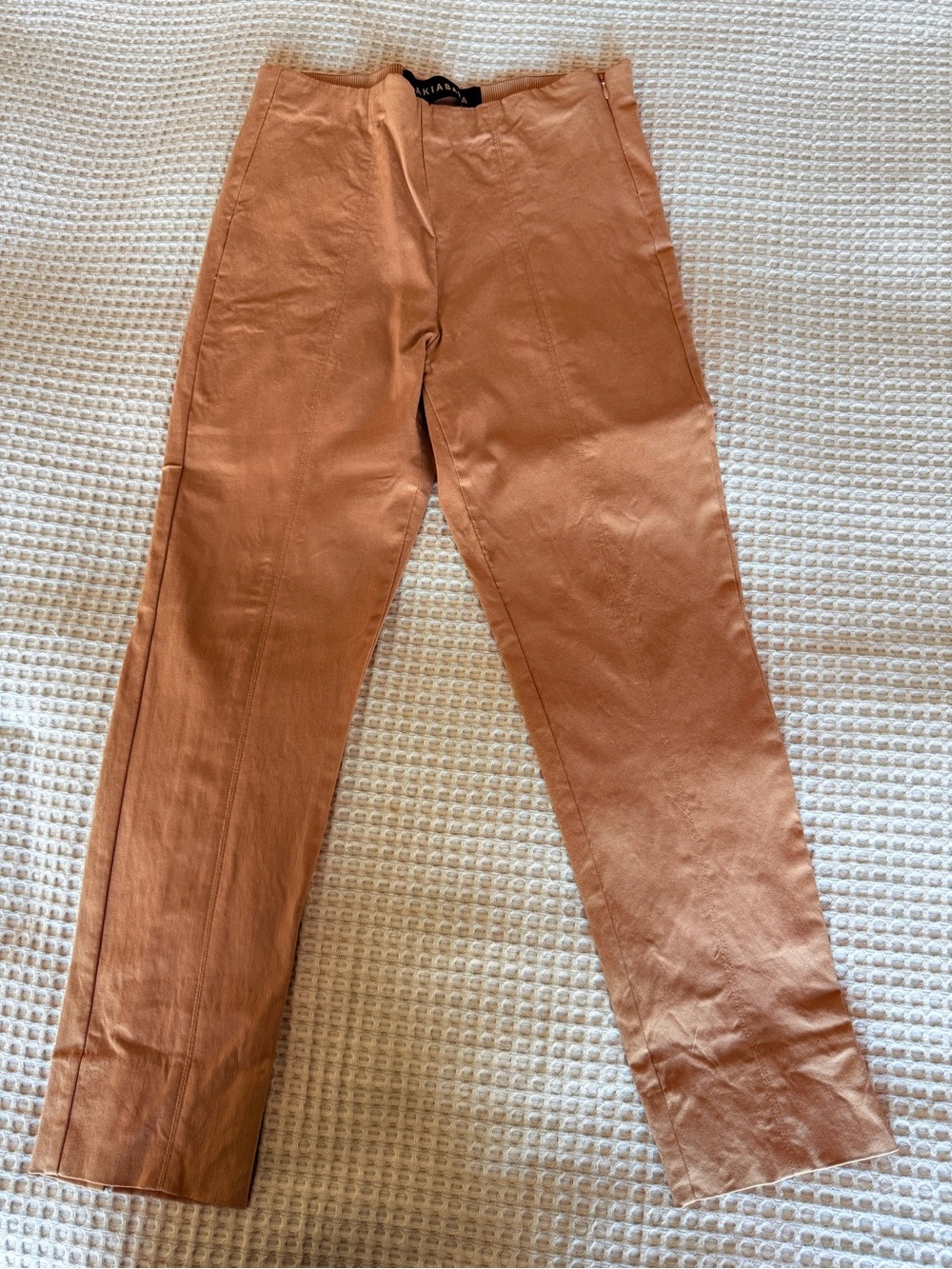 Tailored Skinny Capris in brown by Argentinian Brand